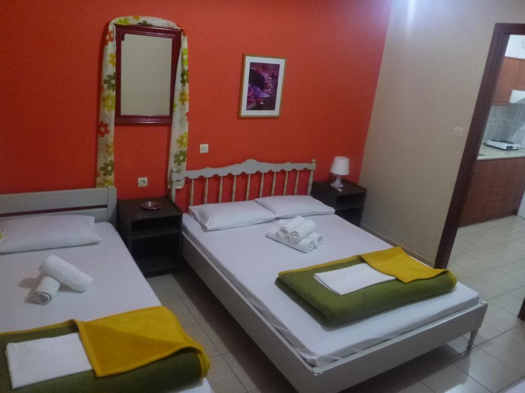 Helena Apartments Paralia Panteleimonos Dış mekan fotoğraf