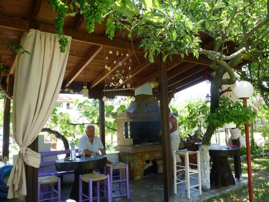 Helena Apartments Paralia Panteleimonos Dış mekan fotoğraf