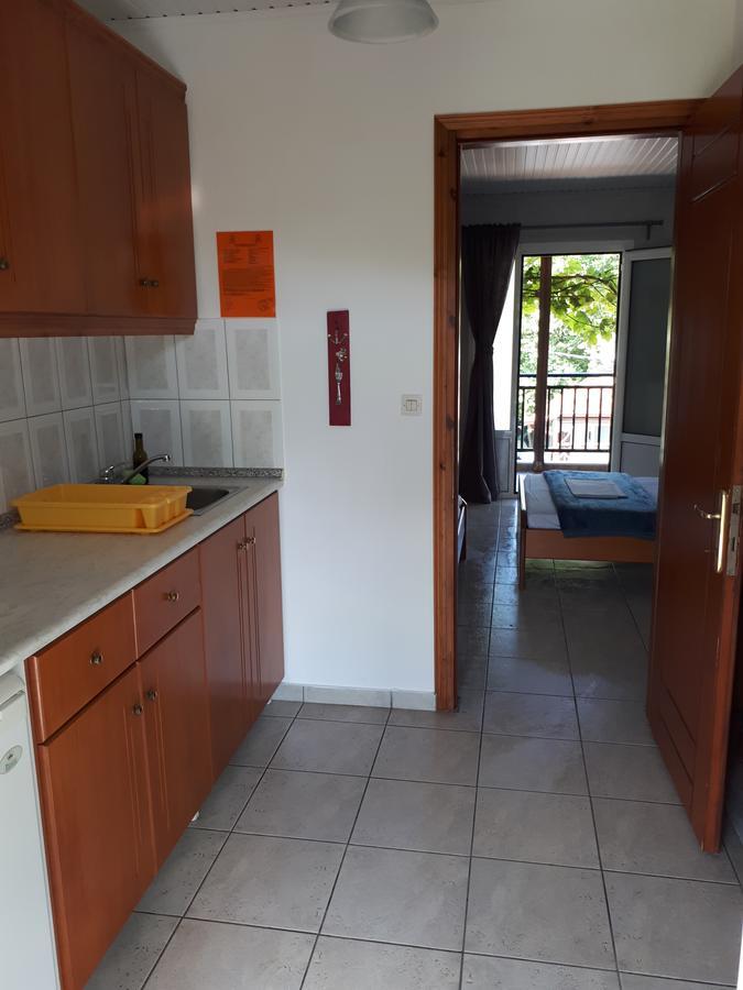 Helena Apartments Paralia Panteleimonos Dış mekan fotoğraf