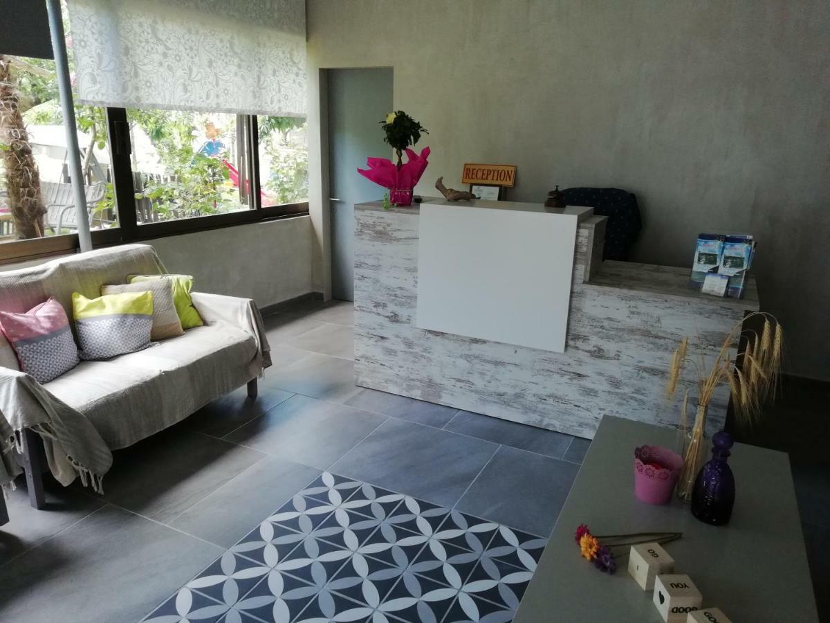 Helena Apartments Paralia Panteleimonos Dış mekan fotoğraf